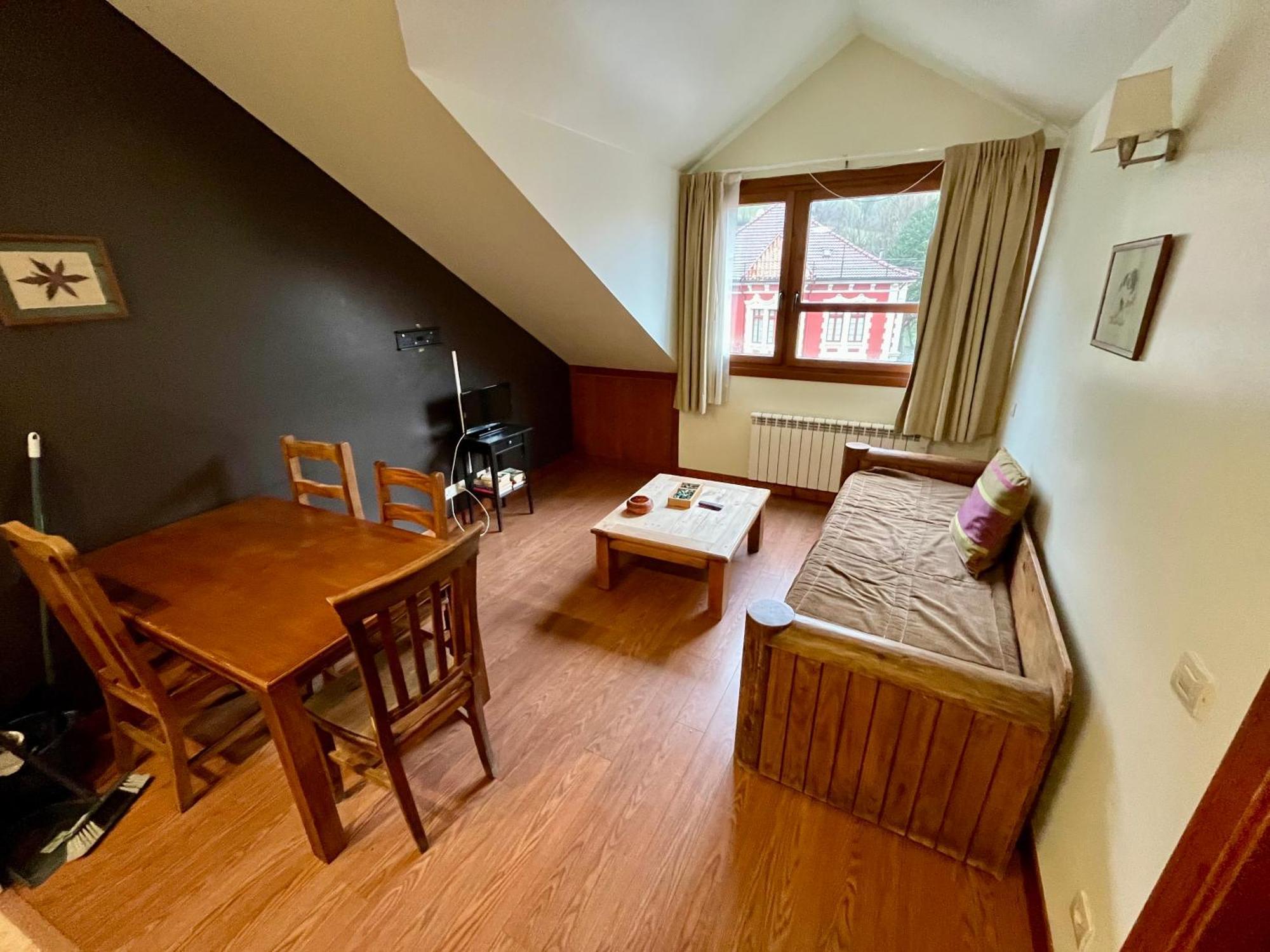 Апарт готель Lotila Flats Cuirgu Фелекоса Екстер'єр фото