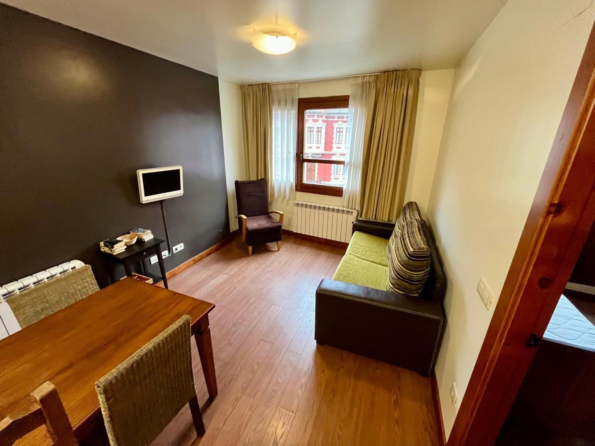 Апарт готель Lotila Flats Cuirgu Фелекоса Екстер'єр фото