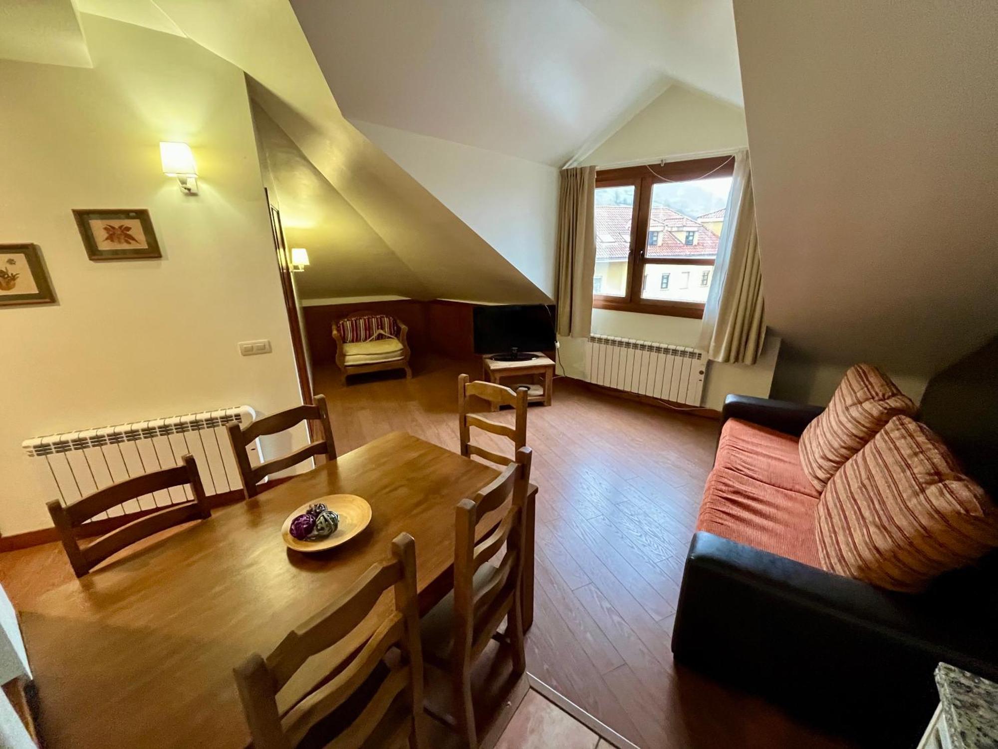 Апарт готель Lotila Flats Cuirgu Фелекоса Екстер'єр фото